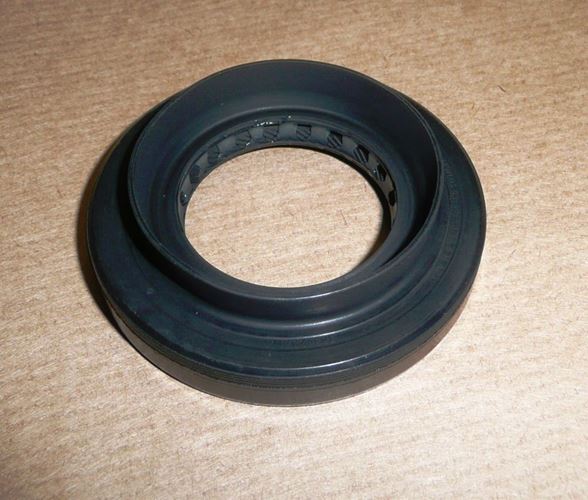 Uszczelniacz skrzyni biegów 32x59x16.5 mm