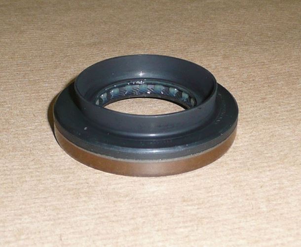 Uszczelniacz skrzyni biegów 32x59x16.5 mm