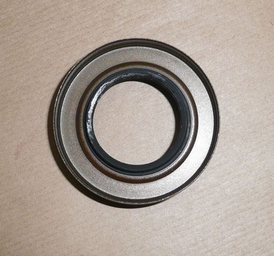 Uszczelniacz skrzyni biegów 32x59x16.5 mm