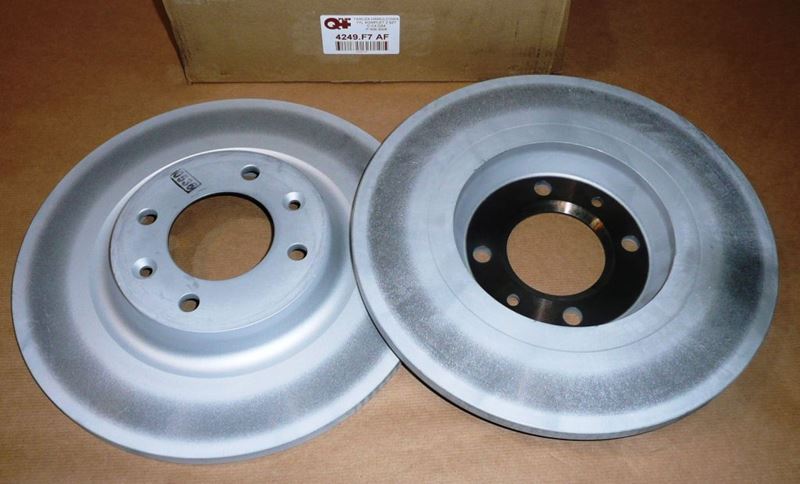 Tarcza hamulcowa komplet Citroen C4 DS4 Peugeot 308 Peugeot 3008 tył