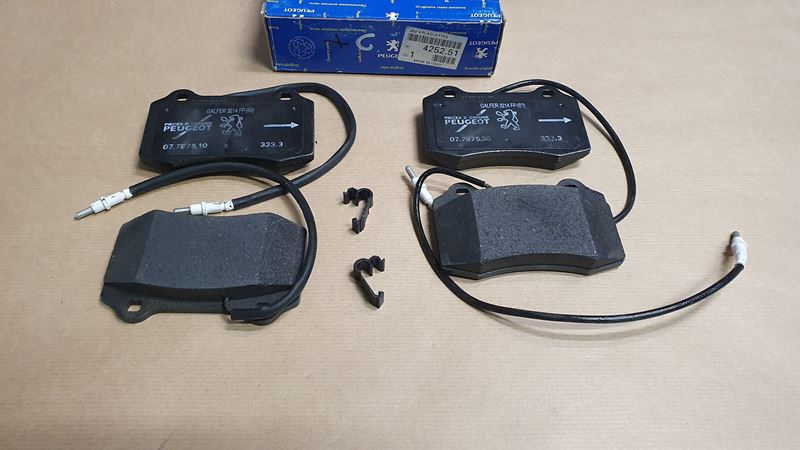 Klocki Hamulcowe Przód Oryginał Peugeot 406