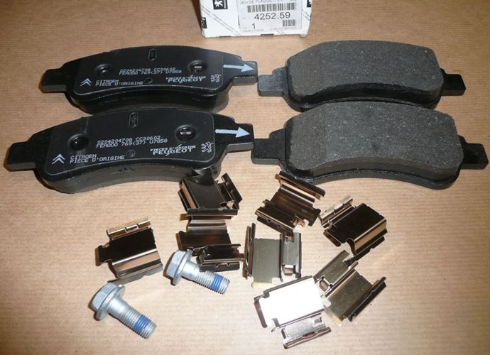 Klocki hamulcowe Citroen Berlingo Citroen C2 Peugeot 207 208 przód