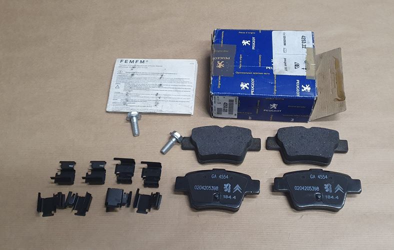 Klocki Hamulcowe Tył Oryginał Citroen C4 307