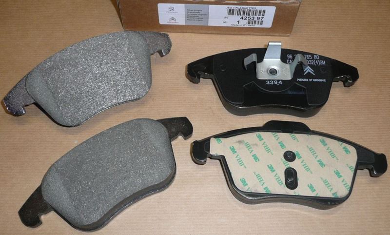 Klocki hamulcowe Citroen C4 II DS4 DS5 Peugeot 5008 przód
