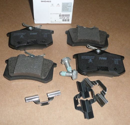 Klocki hamulcowe Citroen C3 Citroen C3 Picasso DS3 Peugeot 207 tył