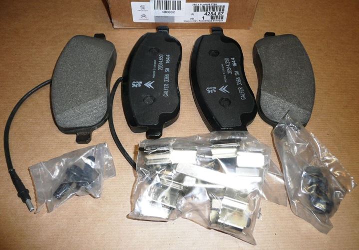 Klocki hamulcowe Citroen C8 Citroen Jumpy Peugeot 807 Expert przód