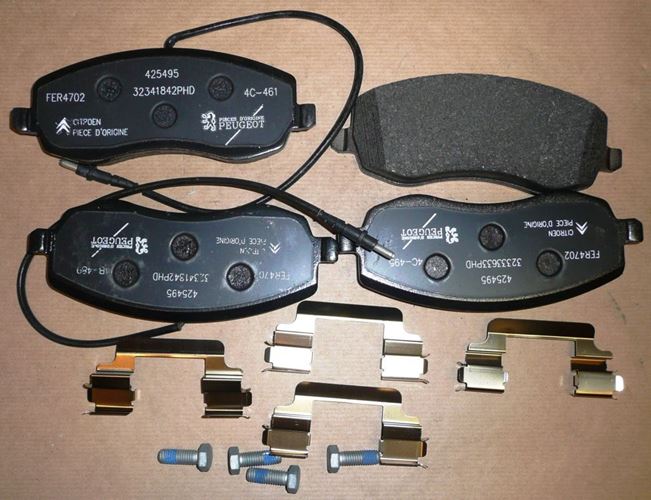 Klocki hamulcowe Citroen C8 Peugeot 807 2.0 2.2 Hdi przód
