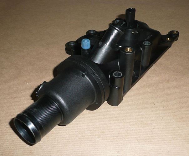 Obudowa termostatu Renault Clio III 1.6