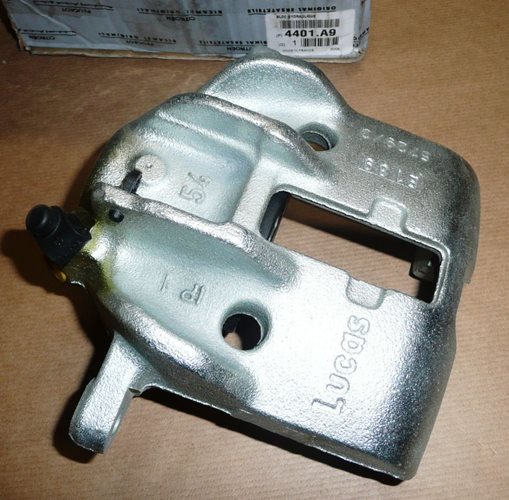 Zacisk hamulca Citroen Berlingo Peugeot 306 przód prawy