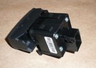 Przycisk hamulca ręcznego Peugeot 3008 5008