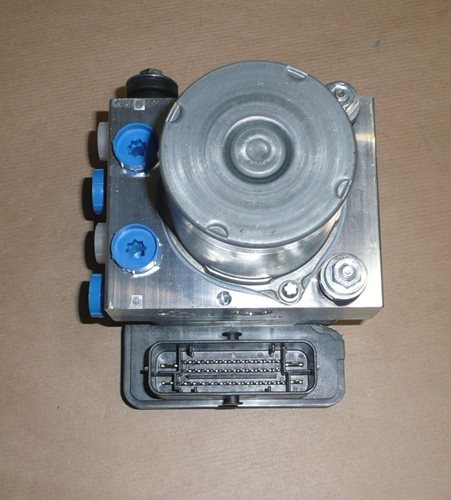 Pompa hamulcowa ABS Renault Master III 2.3 Dci