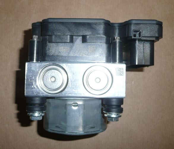 Pompa hamulcowa ABS Renault Clio IV 0.9 Tce