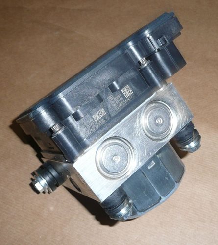 Pompa hamulcowa ABS Renault Clio IV 0.9/1.2 Tce