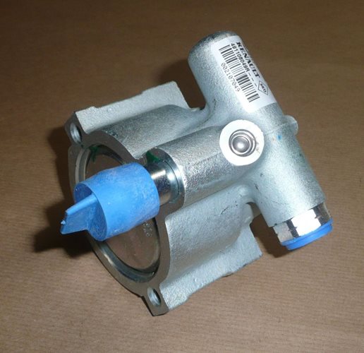 Pompa wspomagania układu kierowniczego Renault Laguna 2.0 Master 2