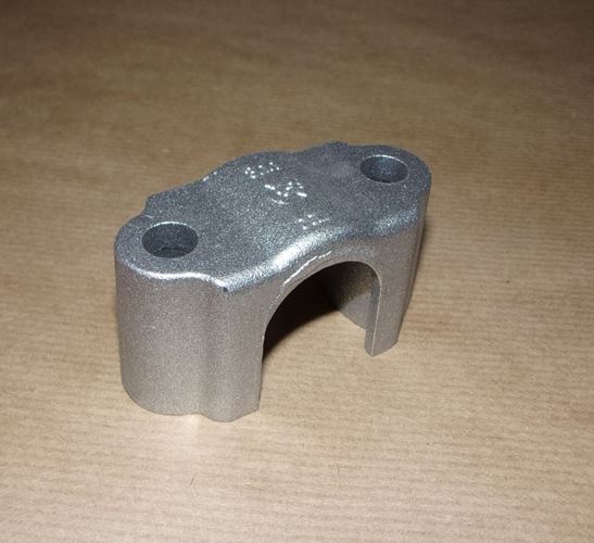 Obejma tulei stabilizatora Citroen AX Saxo Peugeot 106