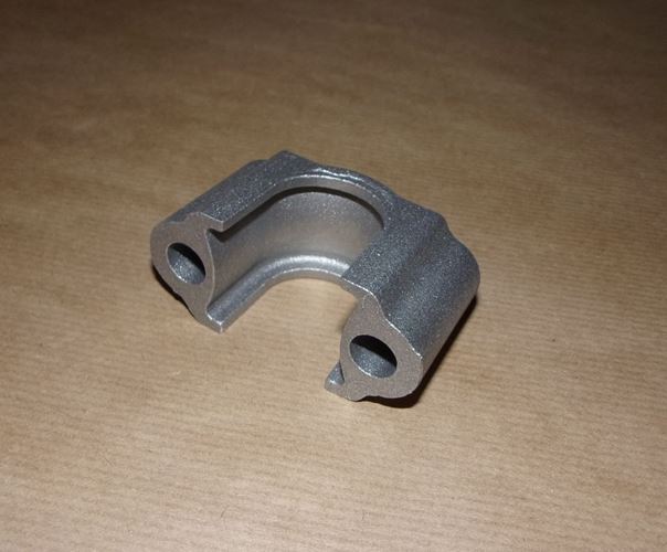 Obejma tulei stabilizatora Citroen AX Saxo Peugeot 106