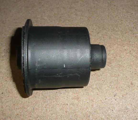 Tuleja tylnej belki Citroen C1 Peugeot 107