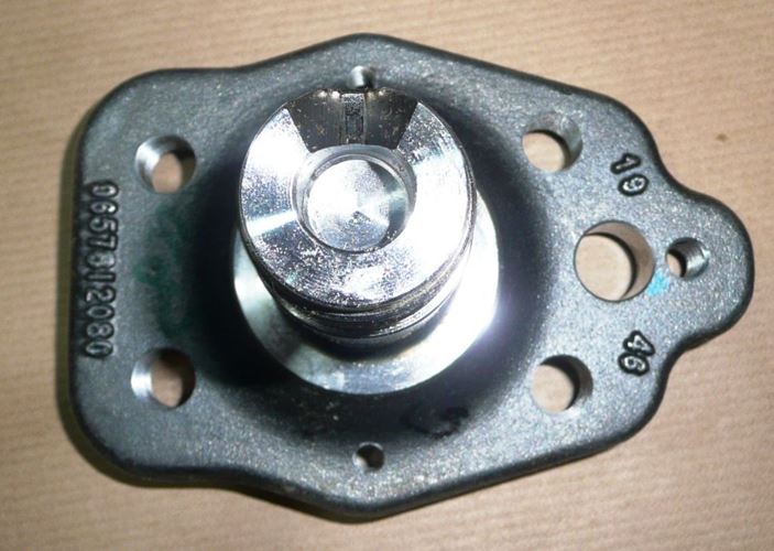 Piasta koła tył Citroen C3 DS3 Peugeot 207 208 2008