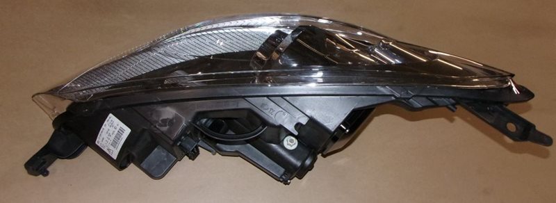 Reflektor Peugeot 407 prawy