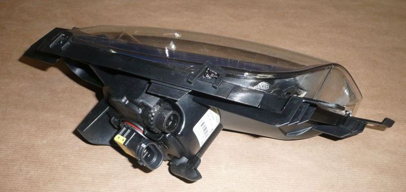 Lampa przeciwmgłowa Peugeot 308 Peugeot RCZ przód prawa