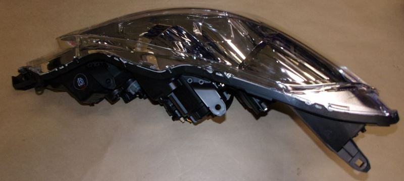 Reflektor Peugeot 4007 prawy