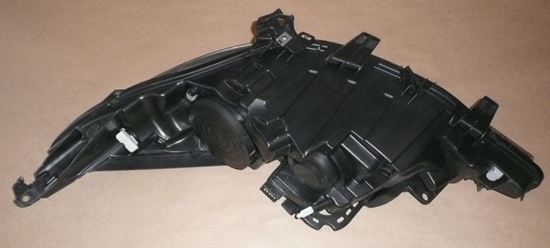 Reflektor Peugeot 207 prawy