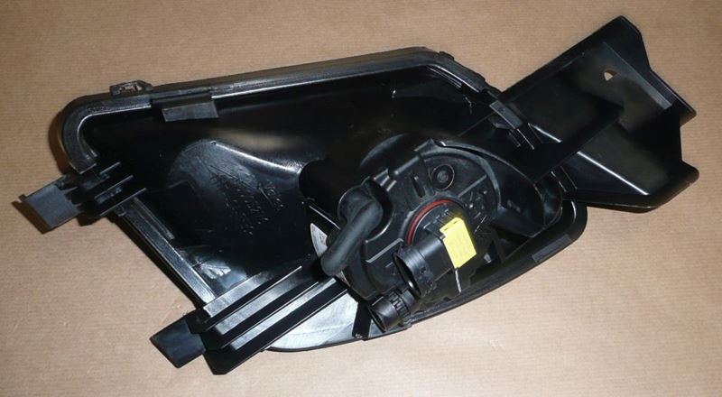 Lampa przeciwmgłowa Peugeot 308 prawa