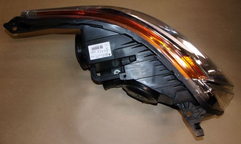 Reflektor Citroen C3 Picasso lewy