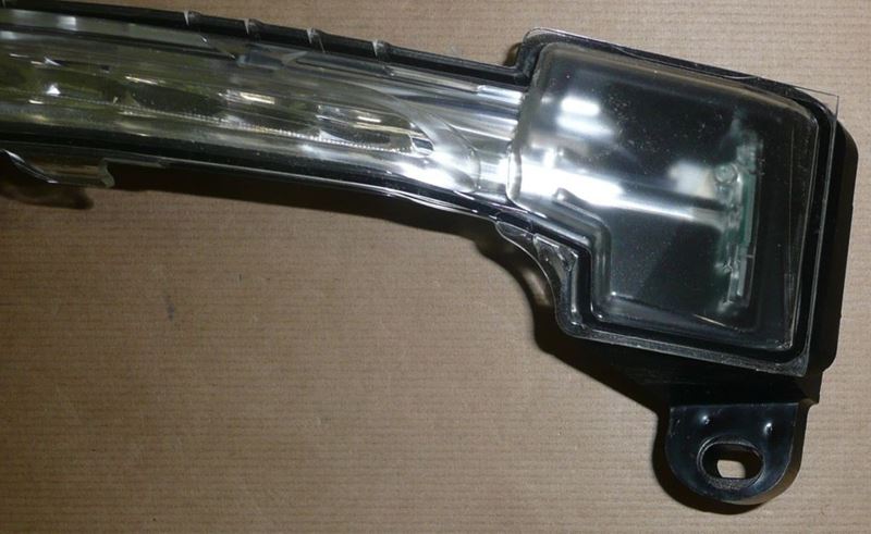 Lampa jazdy dziennej LED Peugeot 308 lewe