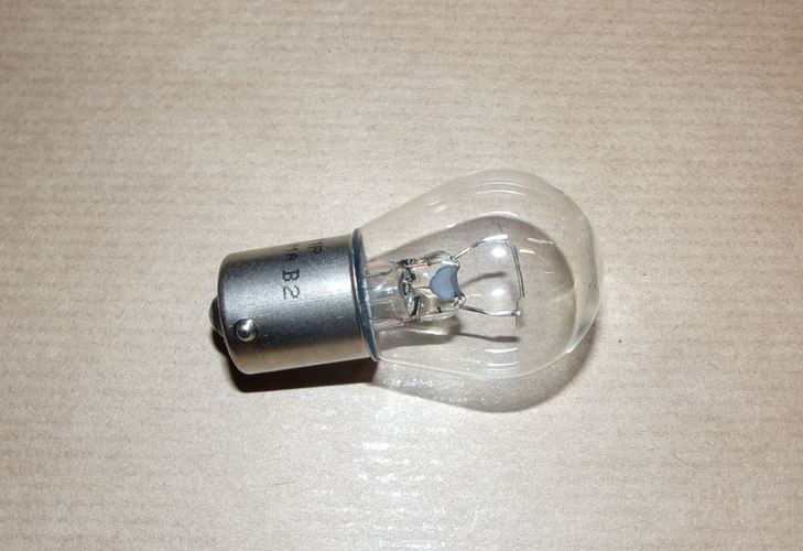 Żarówka 12V P21W