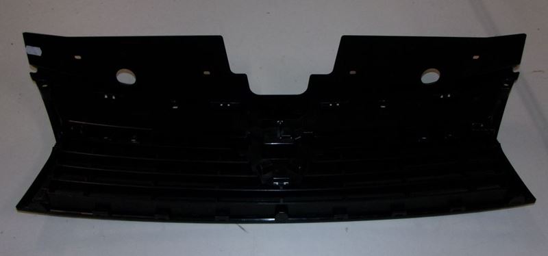 Grill Dacia Duster 13-18