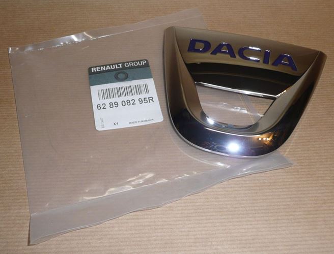 EMBLEMAT DACIA SANDERO PRZÓD