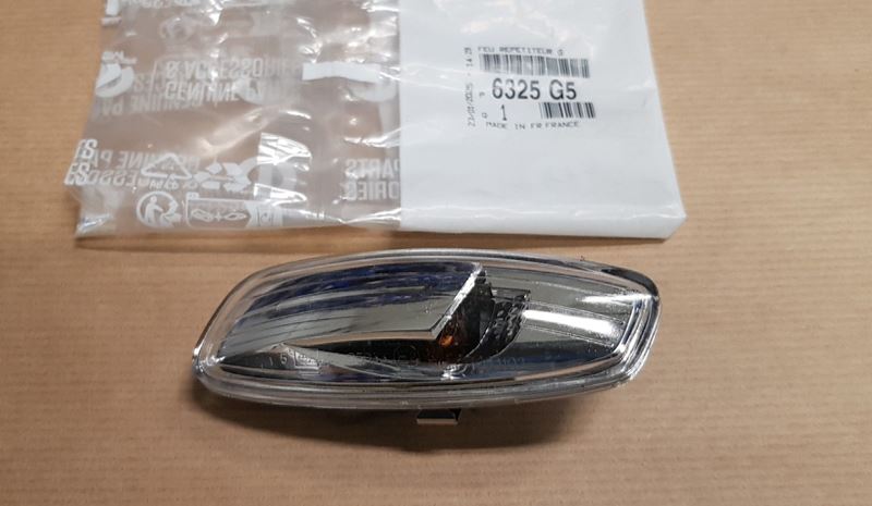 Lampka kierunkowskazu Citroen C3 II, C4, Peugeot 207