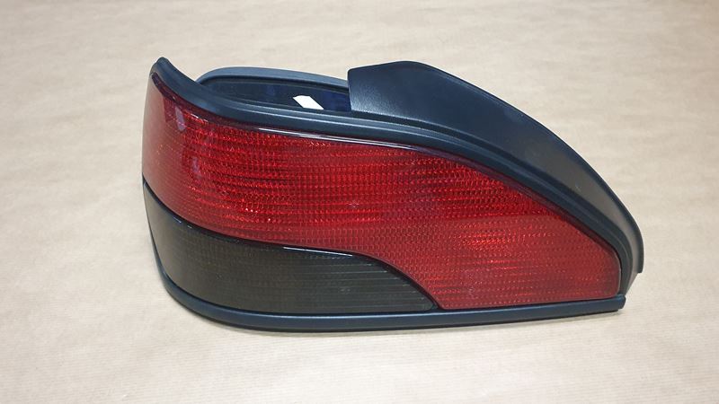 Lampa Tylna Lewa Peugeot 306