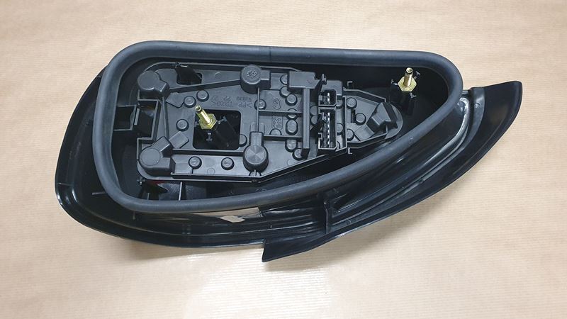 Lampa Tylna Lewa Peugeot 306