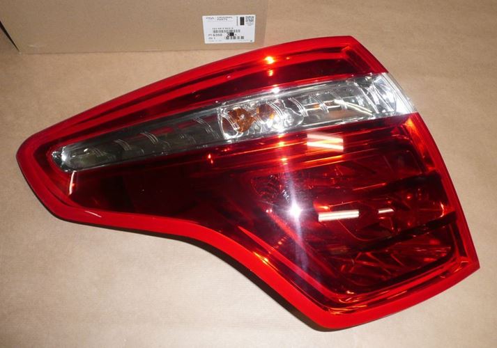 Lampa tylna Citroen C4 Picasso lewa