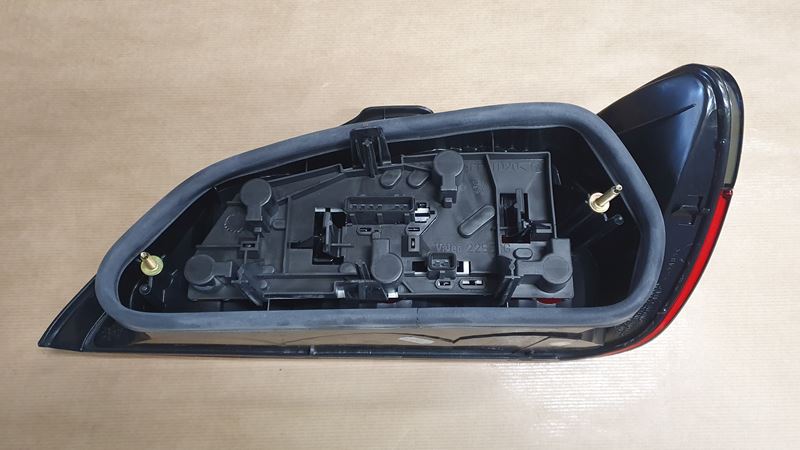 Lampa Tylna Lewa Peugeot 406