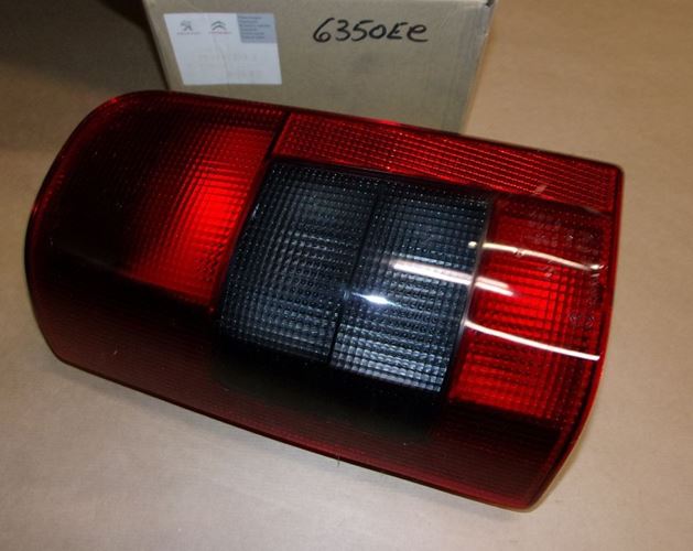 Lampa tylna zespolona Citroen Berlingo lewa