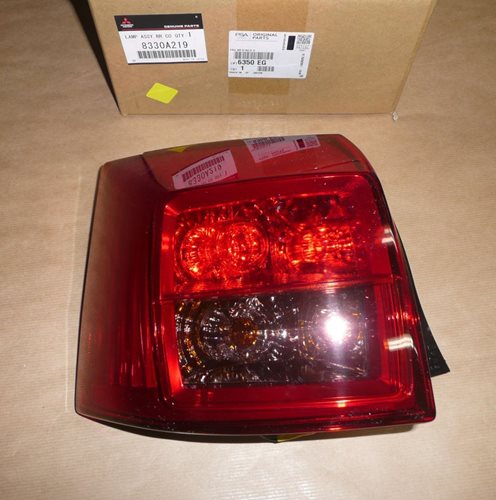 Lampa tylna Peugeot 4007 lewa