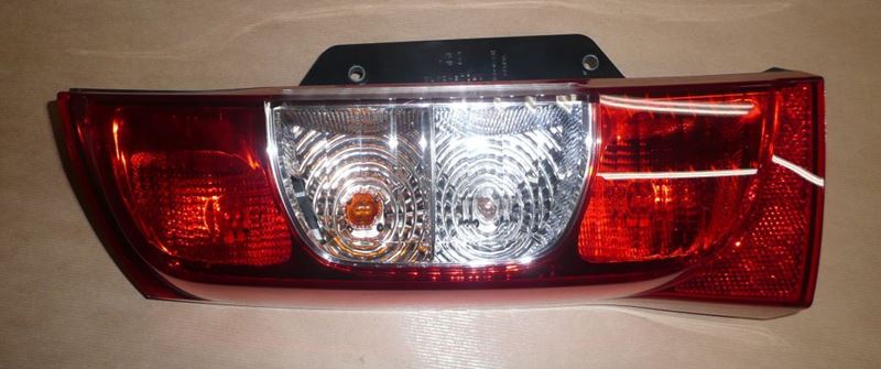 Lampa tylna Citroen Nemo lewa