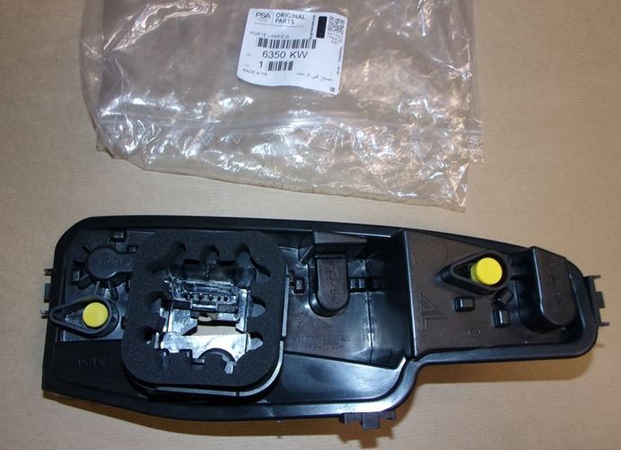Wkład lampy tylnej Peugeot 308 Kombi lewy