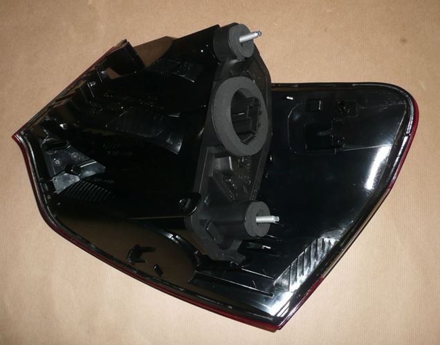 Lampa tylna Citroen C5 III lewa