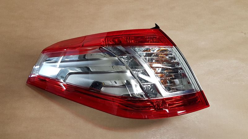 Lampa tylna Peugeot 508 I lewa