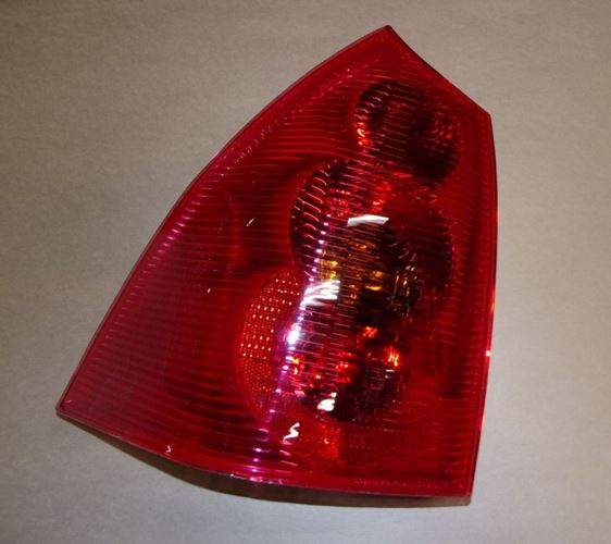 Lampa tylna Peugeot 307 kombi lewa
