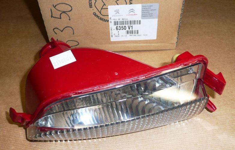 Lampa cofania Citroen C4 5 drzwi lewe