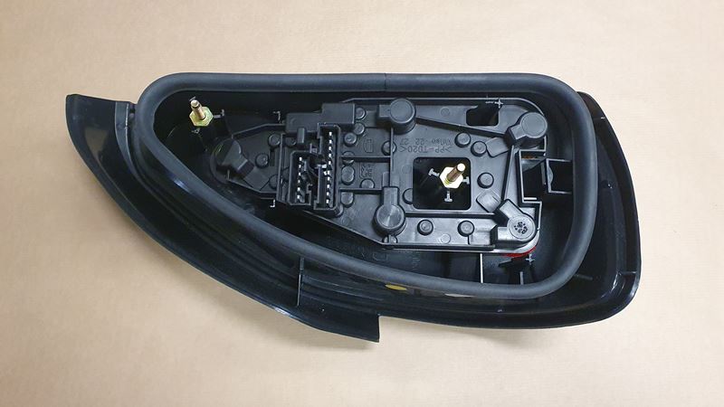Lampa Tylna Prawa Peugeot 306