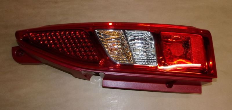 Lampa tylna zespolona Citroen Berlingo II prawa