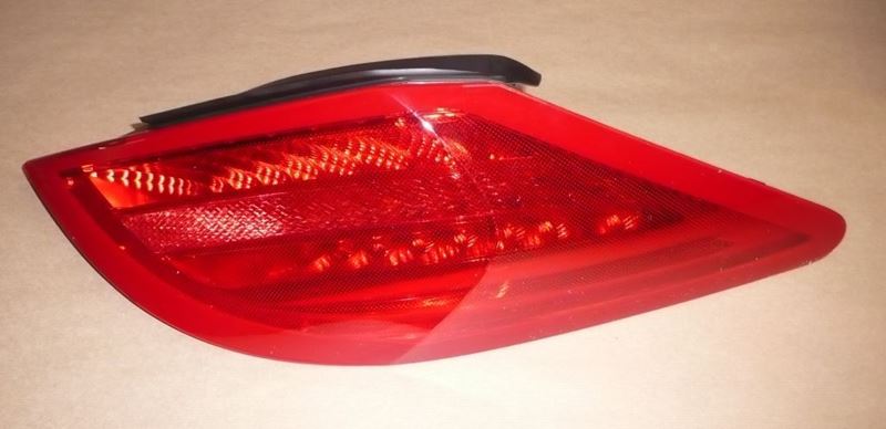 Lampa tylna Peugeot 308 CC prawa