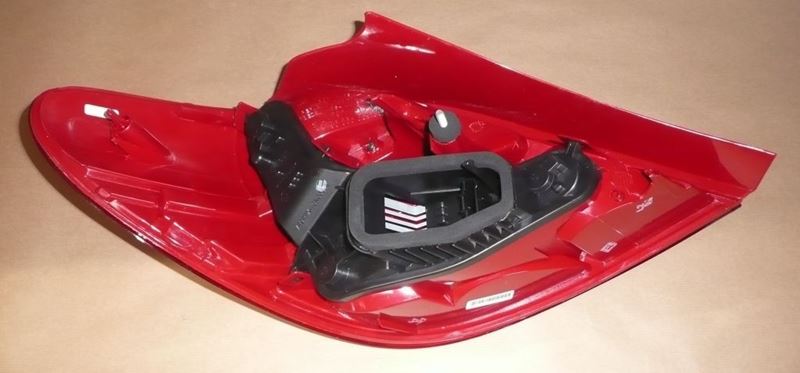 Lampa tylna Peugeot 207 prawa