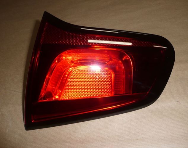 Lampa tylna Citroen C3 III prawa